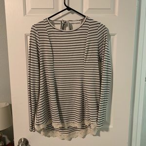 Xhileration | Flowy Long Sleeve